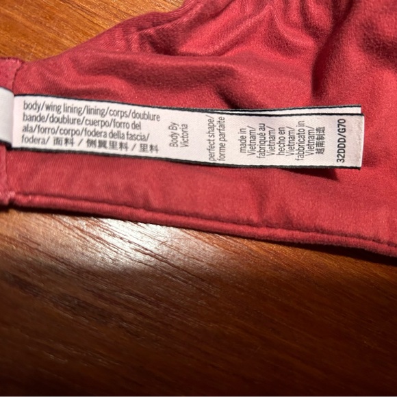 Victoria Secret 32DDD PUSH-UP - Picture 4 of 4